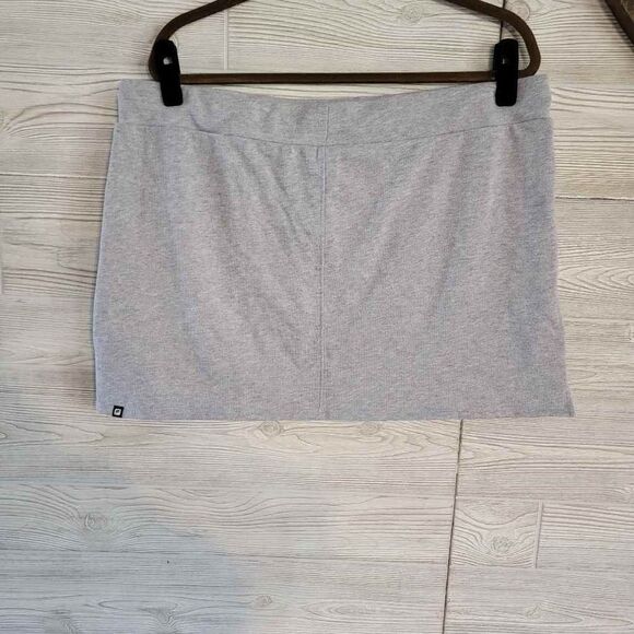 Fabletics Amara Mini Skirt SZ XXL 18/20 Cozy Tennid Skirt NWT - Picture 2 of 8